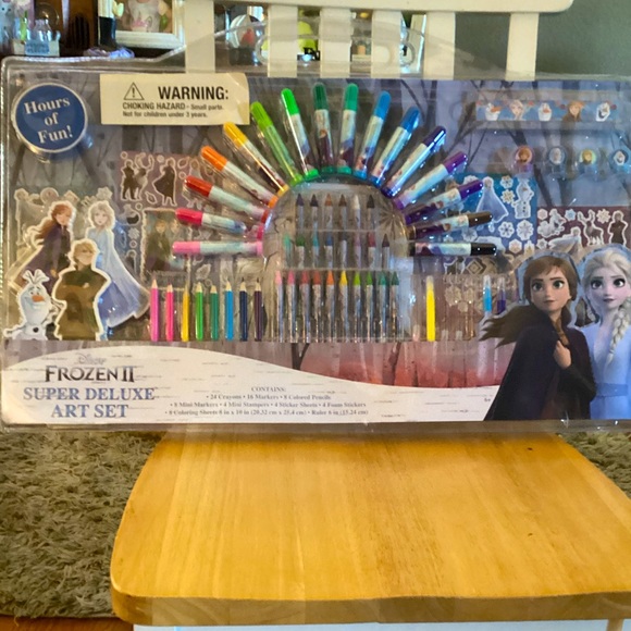 Disney Other - COPY - Disneys Frozen 2 Super Deluxe Art Kit